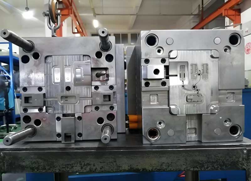 Die casting mold