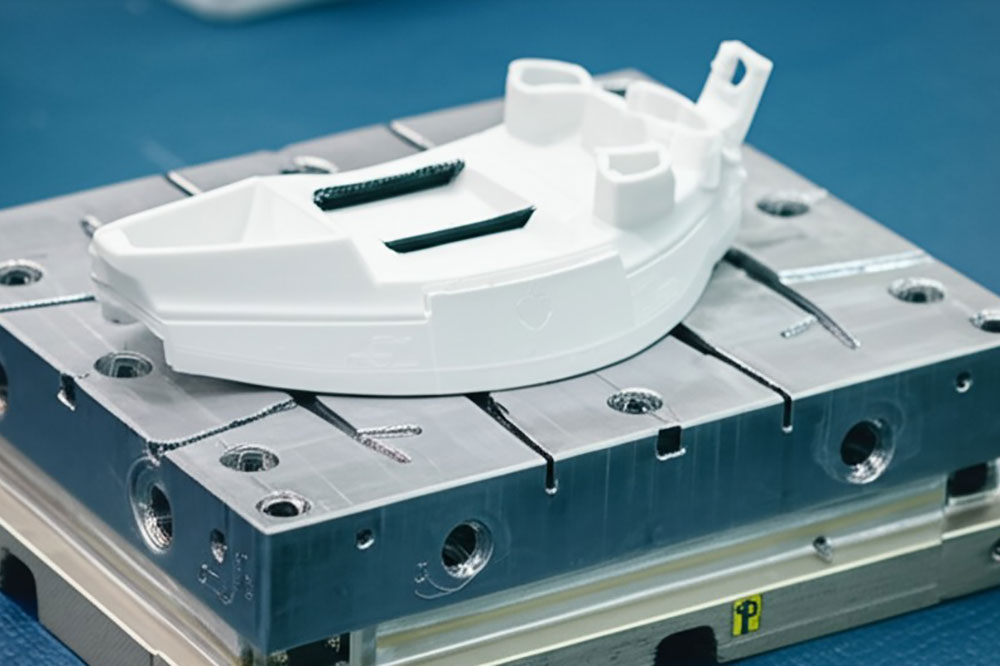 outsource plastic injection molding